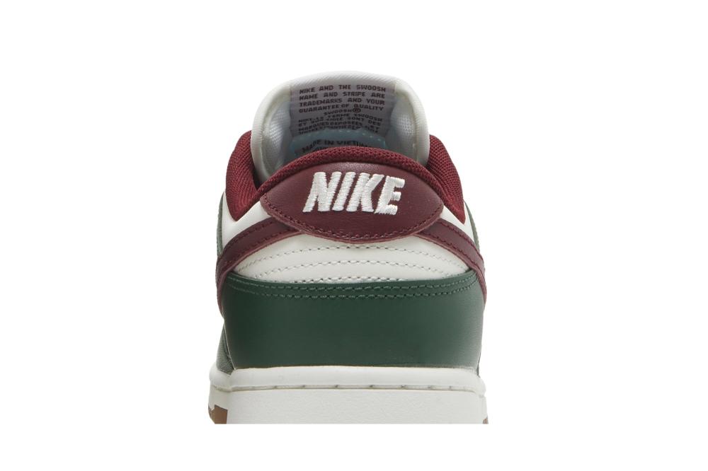 Dunk Low 'Gorge Green Team Red'