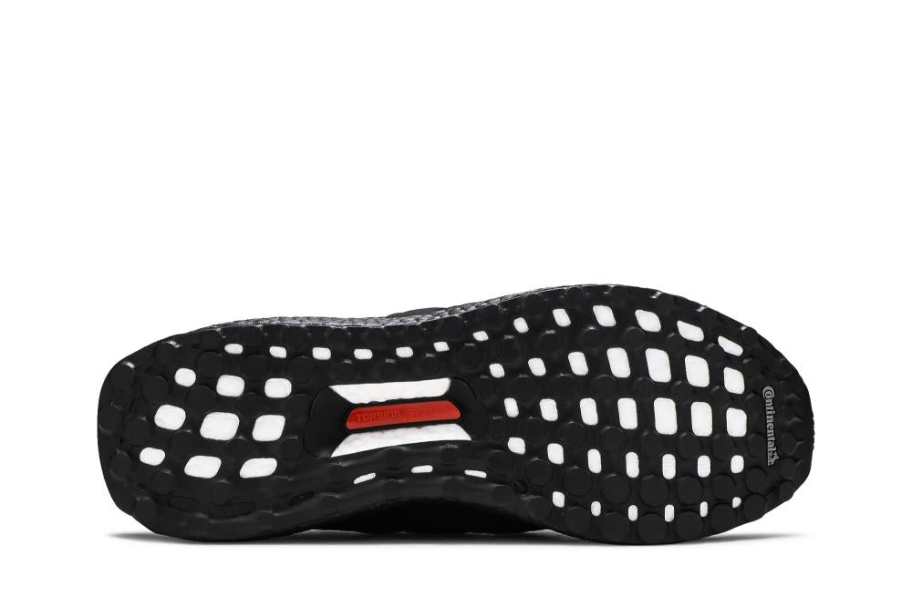 UltraBoost 4.0 DNA 'Core Black'
