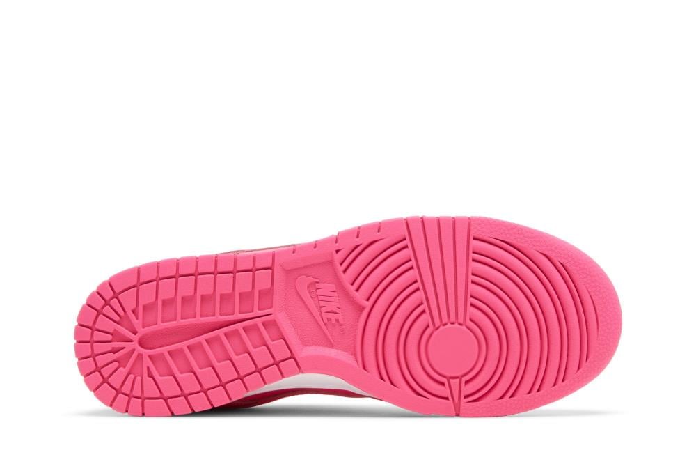 Wmns Dunk Low 'Hyper Pink'