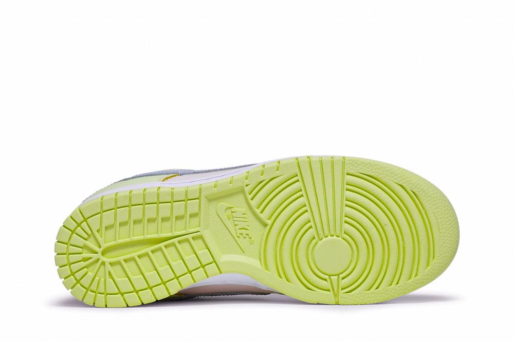 Wmns Dunk Low 'Lime Ice'