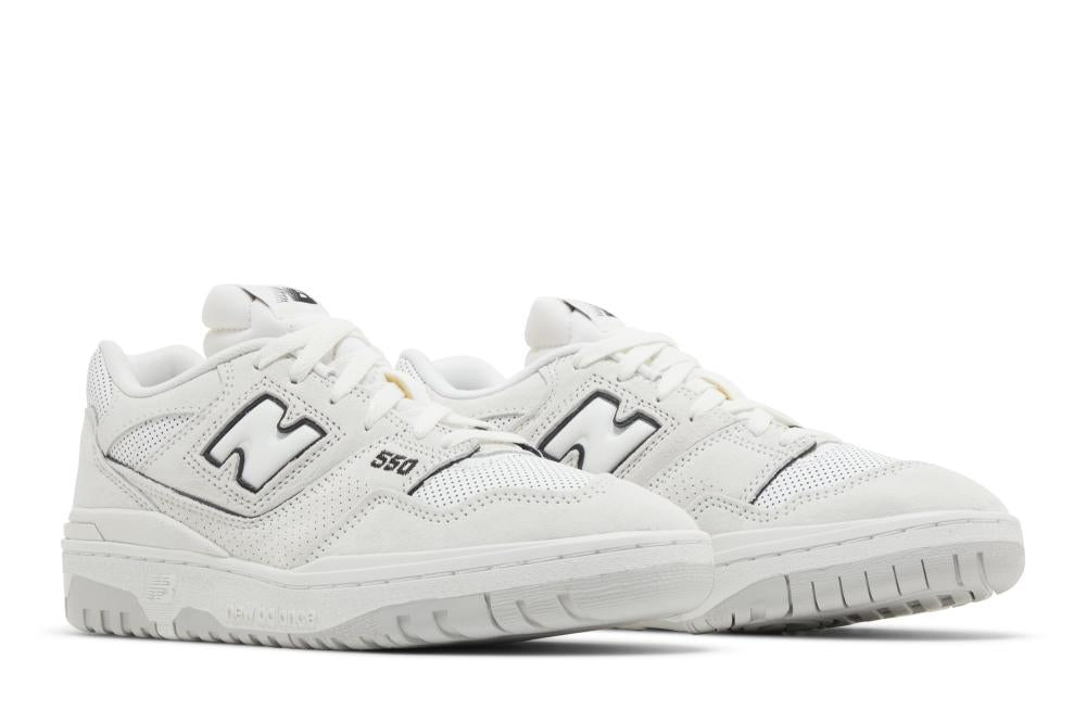550 'Reflection White'