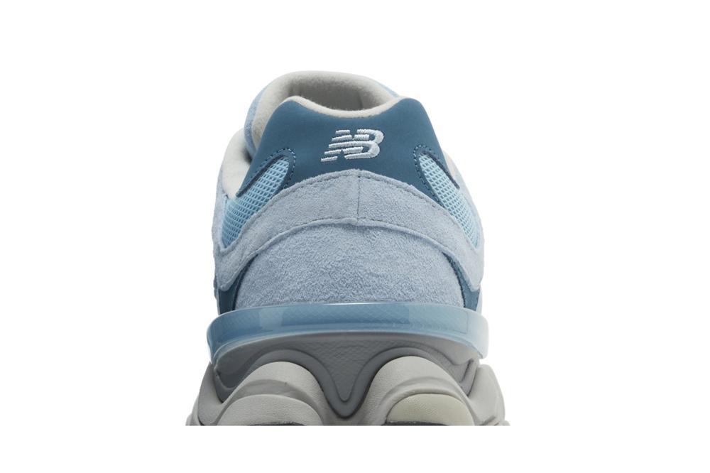 9060 'Chrome Blue'