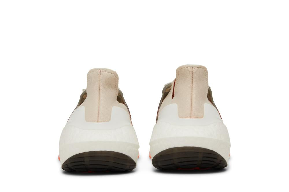UltraBoost 22 'Aluminium Impact Orange'