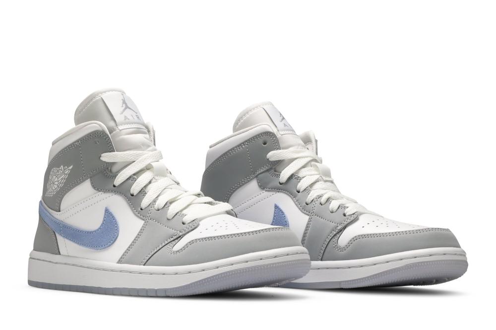 Wmns Air Jordan 1 Mid 'Wolf Grey Aluminum'