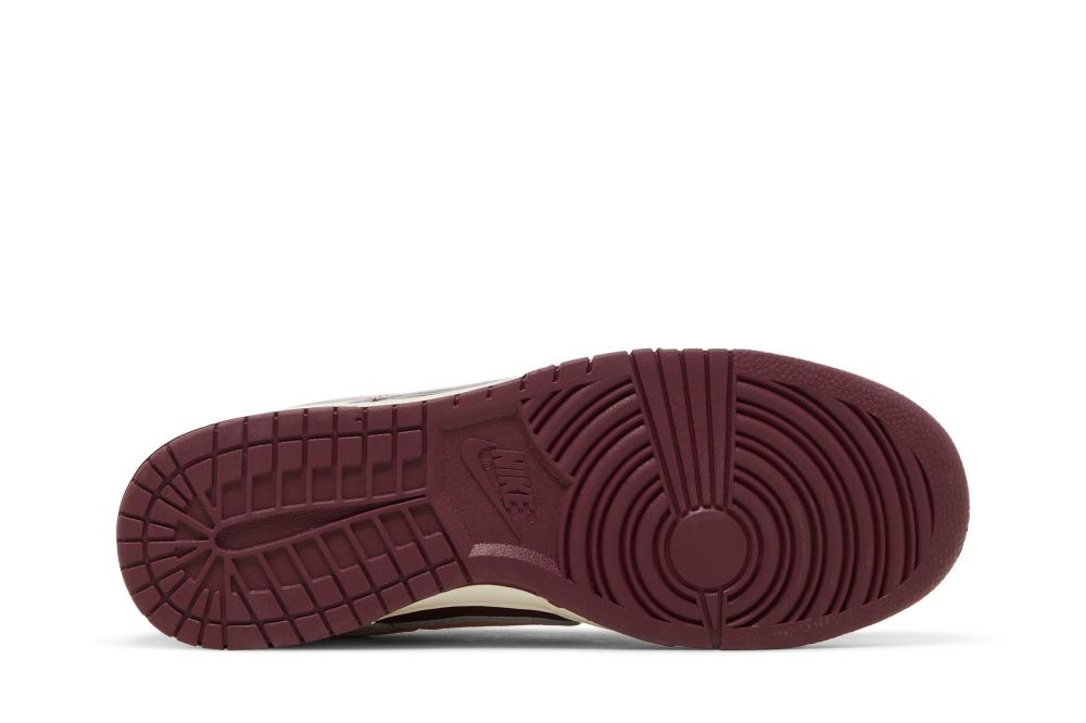 Dunk Low Premium 'Valentine's Day'