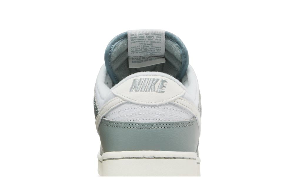 Dunk Low 'Mica Green'